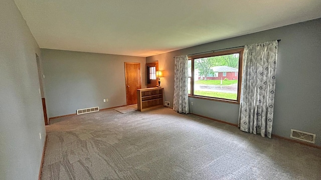 122 Plainview Ave, Mankato, MN 56001 - unfurnished bedroom with carpet floors