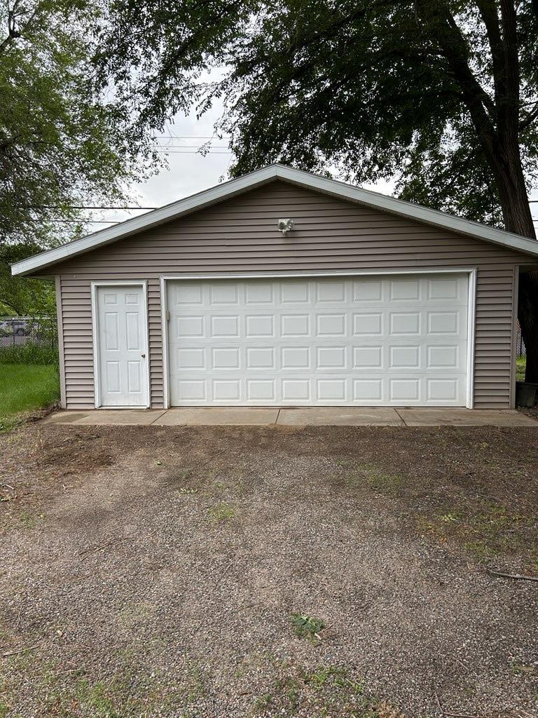 1313 16th Ave S, Saint Cloud, MN 56301 - view of detached garage