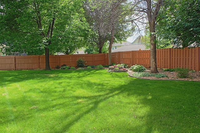 13334 Silverod Ct NW, Andover, MN 55304 - view of yard