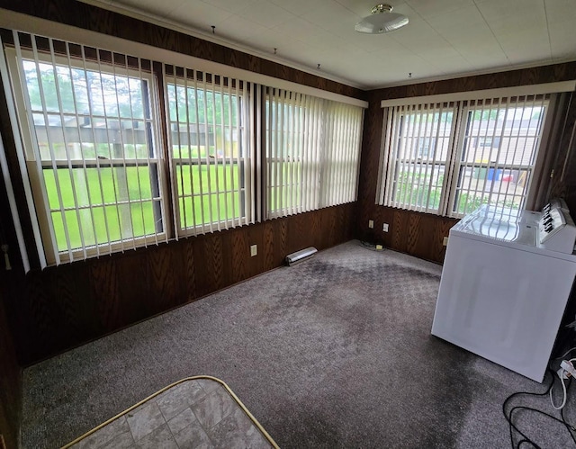 808 5th St SW, Pipestone, MN 56164 - view of unfurnished sunroom