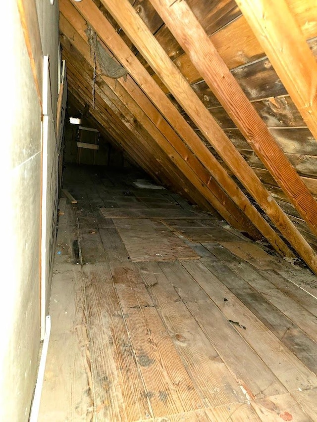 808 5th St SW, Pipestone, MN 56164 - view of unfinished attic