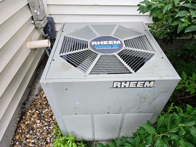 808 5th St SW, Pipestone, MN 56164 - exterior view of a central AC unit
