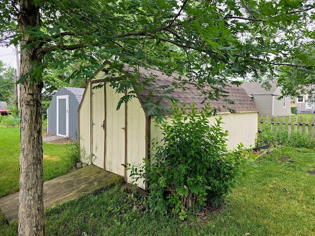 808 5th St SW, Pipestone, MN 56164 - view of shed