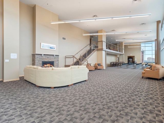 215 10th Ave S Unit 112, Minneapolis, MN 55415 - building lobby with a high ceiling and stairway