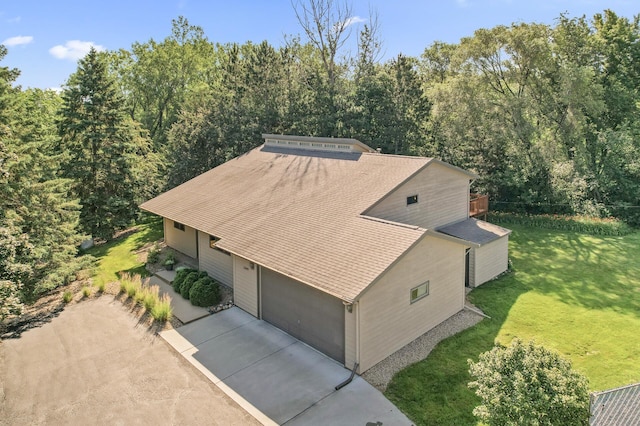 11409 Bren Rd, Minnetonka, MN 55343 - view of subject property with a forest