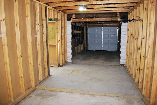 1015 Grove St, Brainerd, MN 56401 - view of garage