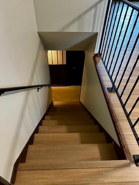 2671 4th Ave NE, Rochester, MN 55906 - view of staircase