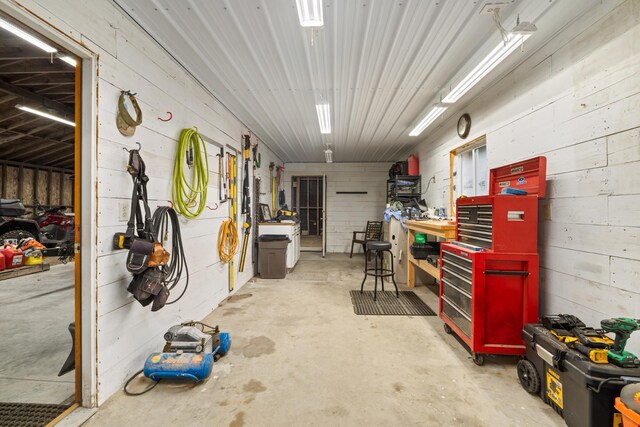 11100 Fisher Ln, Park Rapids, MN 56470 - garage featuring a workshop area