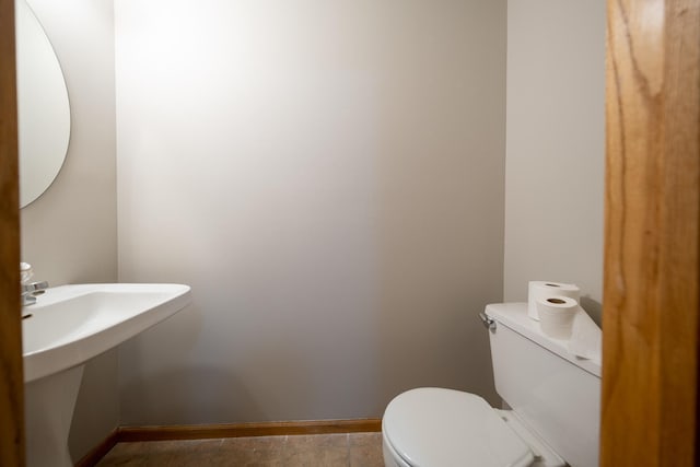 4316 Meghan Ln Unit 402, Eagan, MN 55122 - half bath with a sink and toilet