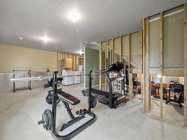 9185 Golden Pond Ln N, Monticello, MN 55362 - exercise area featuring washer and clothes dryer