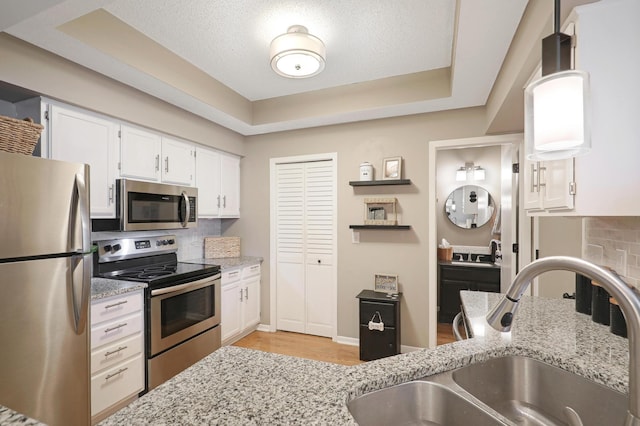 18100 Settlers Way, Eden Prairie, MN 55347 - photo 9