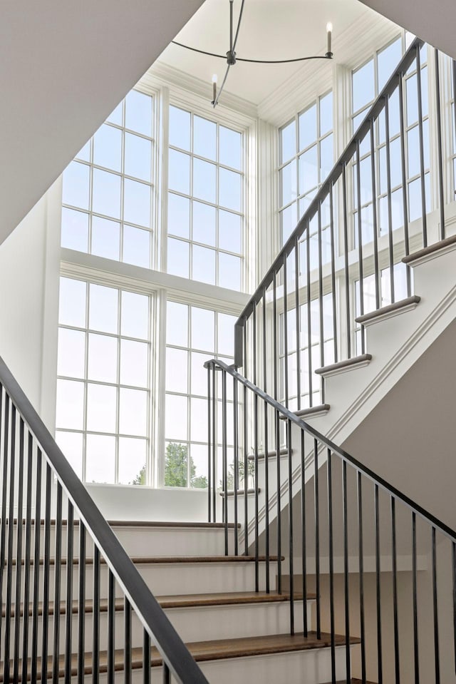956 Mississippi River Blvd S, Saint Paul, MN 55116 - stairway with a towering ceiling