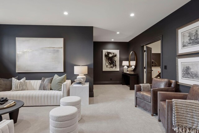 956 Mississippi River Blvd S, Saint Paul, MN 55116 - living area with light carpet and recessed lighting