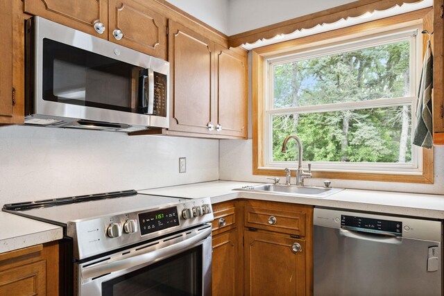3467 Garfield St NE, Minneapolis, MN 55418 - photo 7