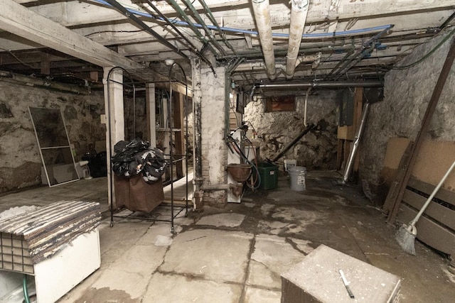 310 4th Ave SW, Hutchinson, MN 55350 - view of unfinished basement