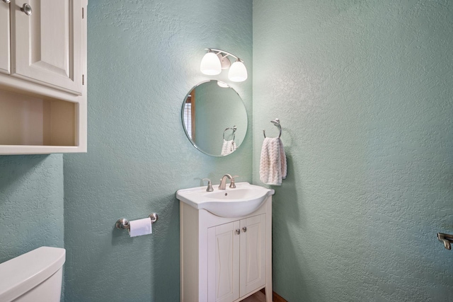 5625 Zachary Ln N, Plymouth, MN 55442 - half bath with vanity and a textured wall