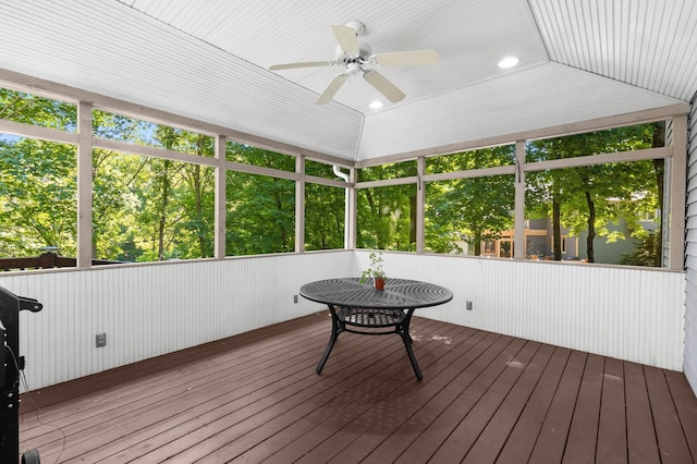 6354 Oxbow Bnd, Chanhassen, MN 55317 - unfurnished sunroom with a ceiling fan