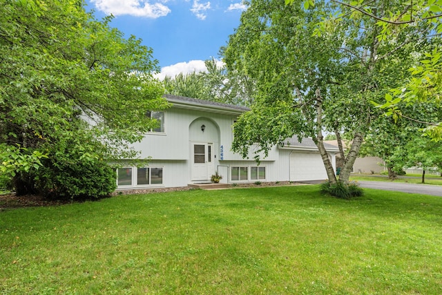 4366 Greenhaven Dr, Vadnais Heights, MN 55127 - photo 2