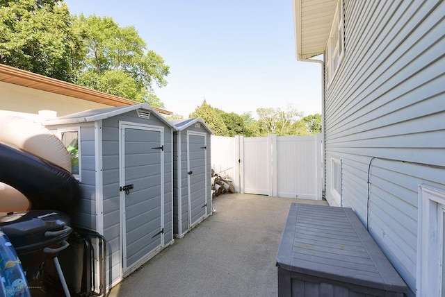 2833 1st St N, Fargo, ND 58102 - view of patio with a storage unit