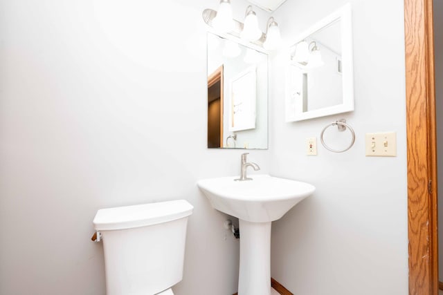 6262 Fernbrook Ln N, Maple Grove, MN 55311 - bathroom with toilet