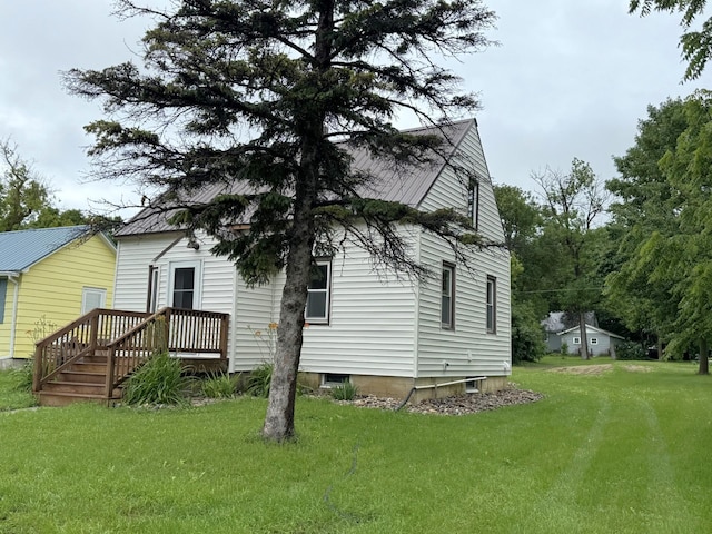 251 Colfax Ave NE, Hector, MN 55342 - rear view of property with a yard
