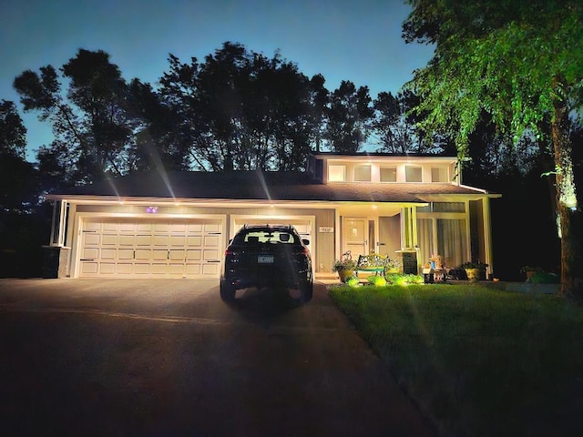 904 155th St, Burnsville, MN 55306 - prairie-style home with driveway and a garage