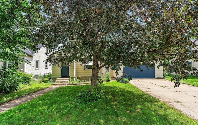 8219 Blaisdell Ave S, Bloomington, MN 55420 - photo 1