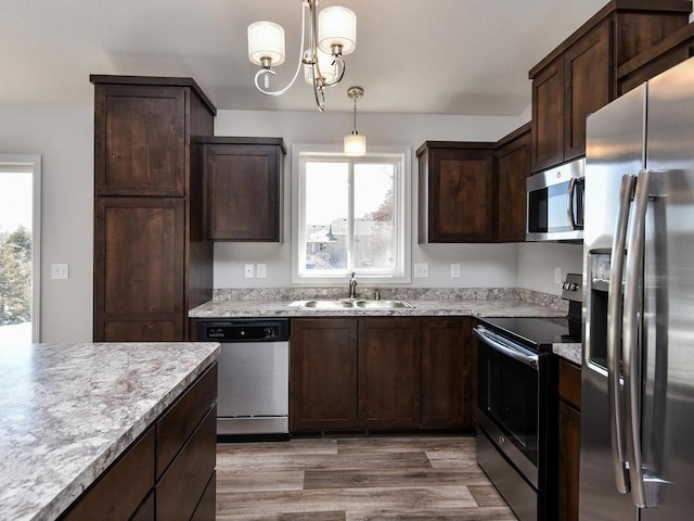 718 Aspen Ct, Sandstone, MN 55072 - photo 2