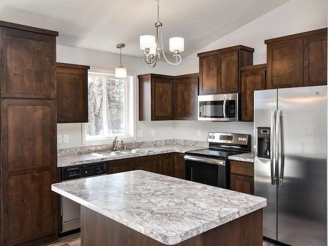 718 Aspen Ct, Sandstone, MN 55072 - photo 4