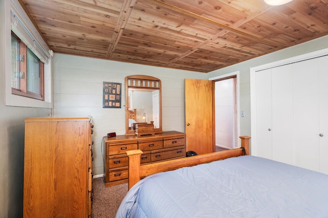 6618 Sumac Dr, Grand Lake Twp, MN 55803 - bedroom featuring wood ceiling, a closet, and carpet flooring