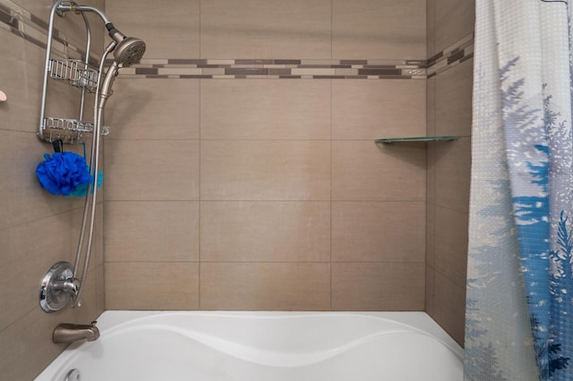 6618 Sumac Dr, Grand Lake Twp, MN 55803 - bathroom featuring shower / bath combo with shower curtain