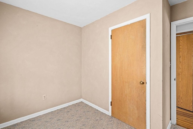 5120 Juniata St, Duluth, MN 55804 - unfurnished bedroom with carpet floors and baseboards