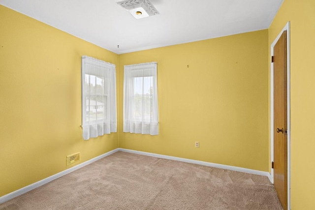 5120 Juniata St, Duluth, MN 55804 - spare room with carpet and baseboards