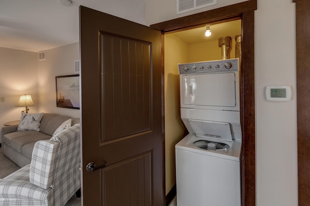 502 Cleveland Blvd Unit 3200, Walker, MN 56484 - laundry area with stacked washer / dryer