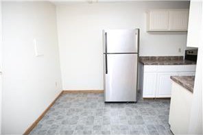 2616 Harriet Ave Unit 105, Minneapolis, MN 55408 - photo 2