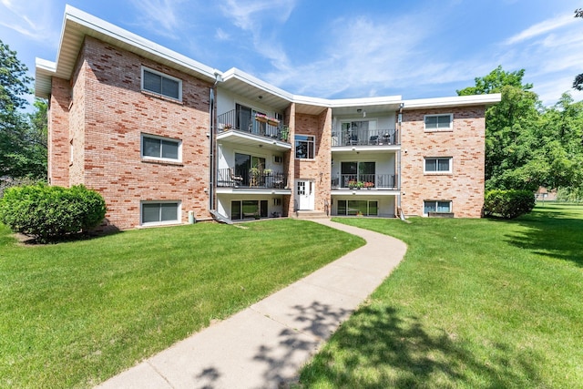 1150 Dellwood St S Unit 306, Cambridge, MN 55008 - view of apartment building / complex