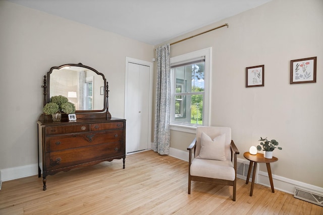 1511 Branston St, Saint Paul, MN 55108 - sitting room with wood finished floors and baseboards