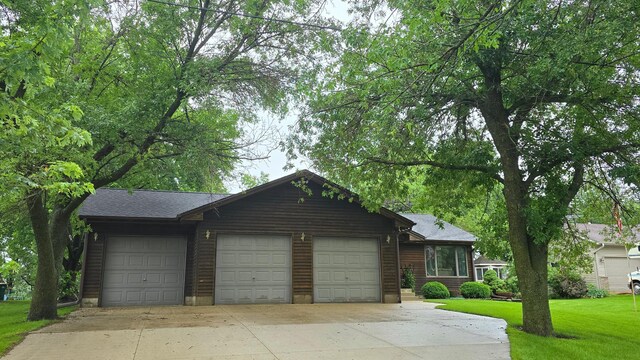 2145 Kenneth Dr, Albert Lea, MN 56007 - photo 3