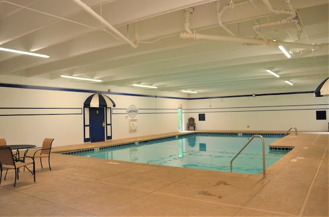 4387 Wilshire Blvd Unit 307, Mound, MN 55364 - view of indoor community pool