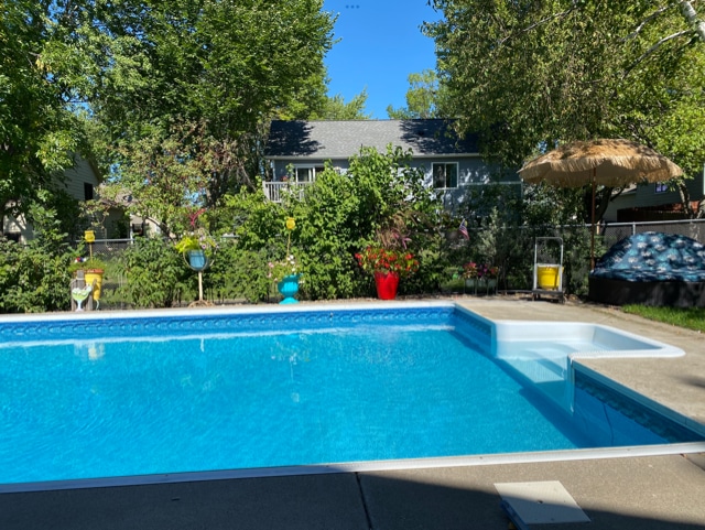 7175 Upper 157th St W, Apple Valley, MN 55124 - view of pool