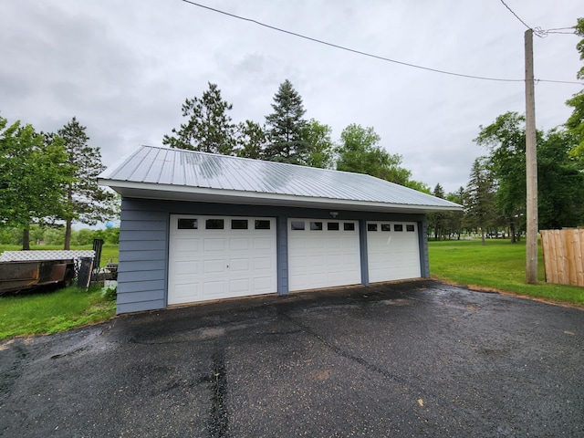 207 Mill Rd, Park Rapids, MN 56470 - view of detached garage