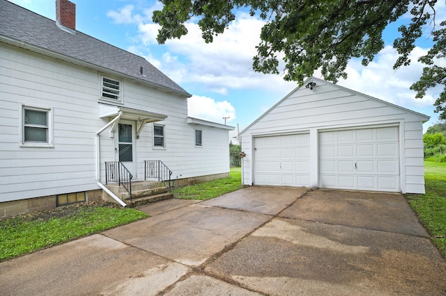 913 12th Ave SE, Austin, MN 55912 - view of detached garage