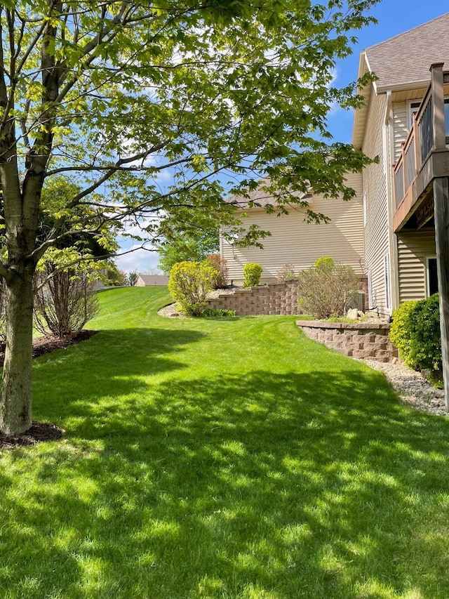 3262 Jade Ct NE, Rochester, MN 55906 - view of grassy yard