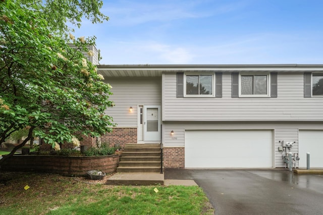 11250 Vessey Ave S, Bloomington, MN 55437 - photo 1