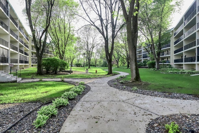10501 Cedar Lake Rd Unit 217, Minnetonka, MN 55305 - view of property's community featuring a yard