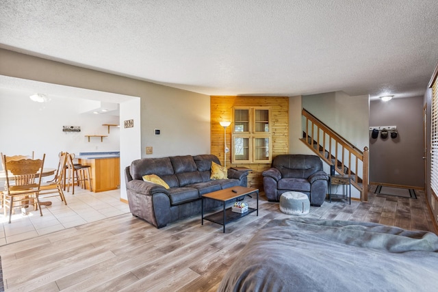3895 Dolomite Dr, Eagan, MN 55122 - photo 3