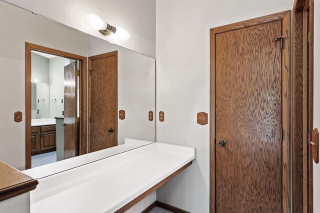 13838 Glendale Trl, Savage, MN 55378 - bathroom with vanity