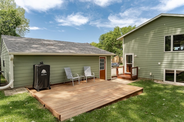 3714 8th St NW, Rochester, MN 55901 - deck featuring a yard