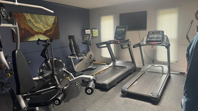 10521 Cedar Lake Rd Unit 208, Minnetonka, MN 55305 - view of gym