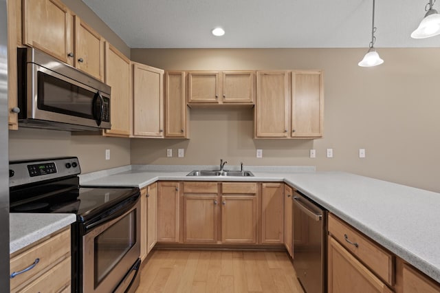 519 84th St, Bloomington, MN 55420 - photo 9
